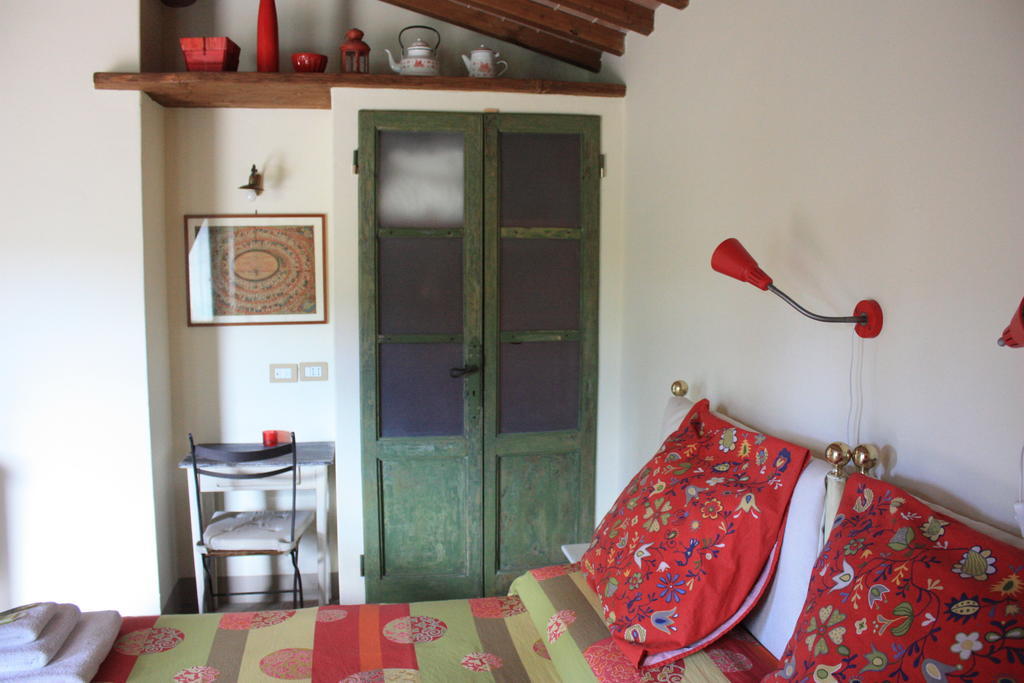 La Gufaia - Holiday House With Private Pool Near Florence كارمينيانو الغرفة الصورة